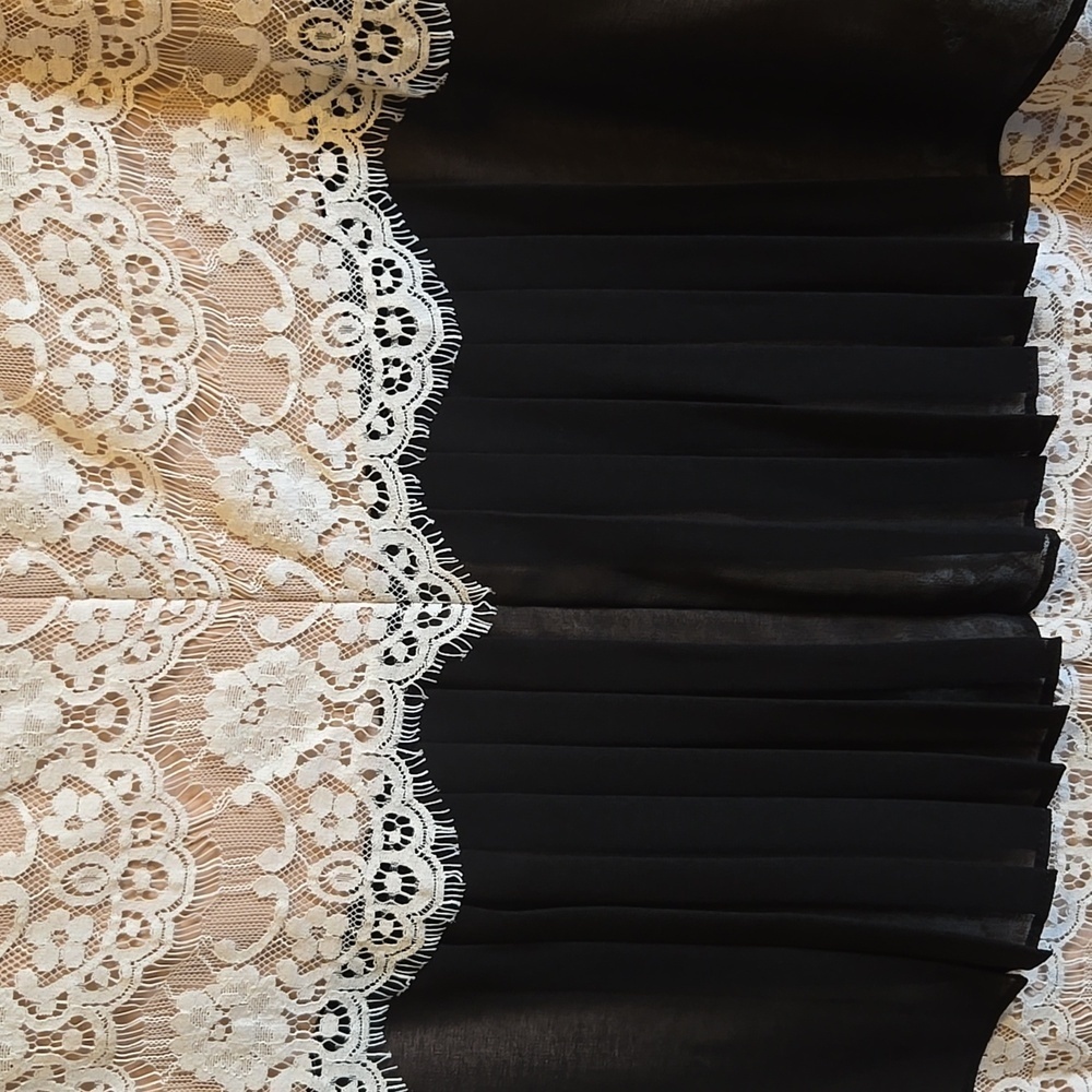 Jessica Simpson-Ivory lace top with pleated chiffon sleeveless dress Size 6 NWT. - Picture 10 of 12